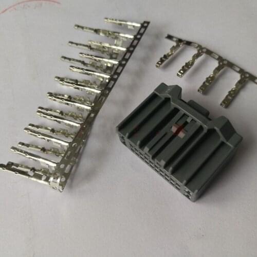 24pin audio navigation host plug connector with Terminals for Honda Accord 10