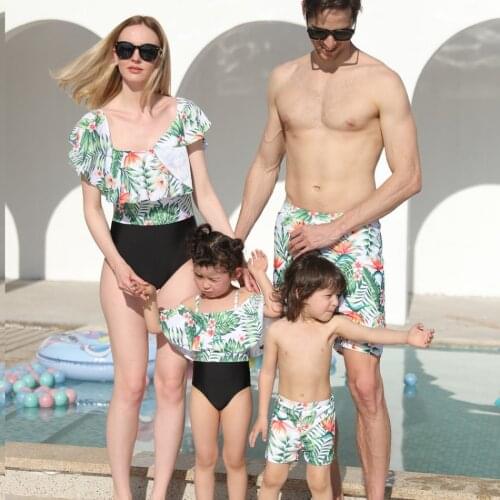 Family Matching Outfits Leaf Swimsuits Boat Neck Mother Daughter Swimwear Mommy and Me Dresses Clothes Parent-Child Swim Shorts