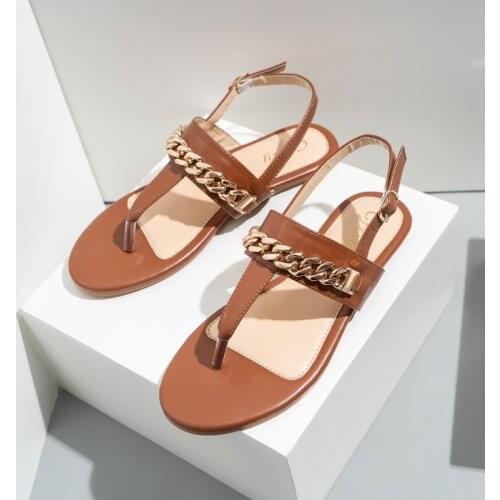 2021 Summer Soft PU Leather Beach Slippers Women Flip Flops Gold Chain Decor Flat Shoes Woman Fashion Gladiator Sandals