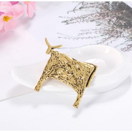 Vintage Cattle Brooches For Women Unisex Animal New Year Brooch Jewelry Accessories