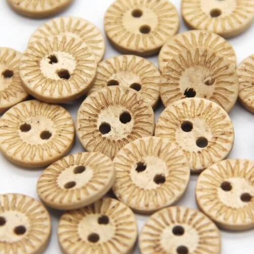 Natural Eco-friendly Windmill Carved Wooden Sewing Buttons For Children Scrapbooking Wood Decorative DIY Accessories Wholesale
