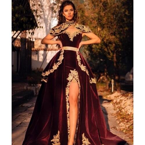 Traditional Burgundy Evening Dresses with Detachable Train High Neck Lace Appliqued Split Prom Dress Vestidos De La Celebridad
