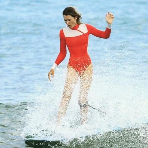 New Long Sleeve Swimwear Surfing Bathing Suit Women Red One Piece Swimsuit Sun Protection Wetsuit Mesh Swim BodySuits Female