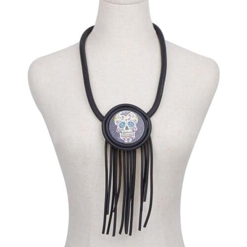 YD&YDBZ Round Skull Pendant Necklace Women Exaggeration Rubber Tassel Jewelry Necklaces Fashion Accessories Wholesale Chains