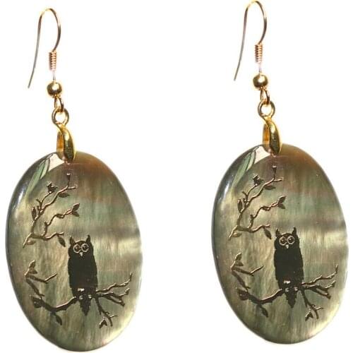 2019 New Fashion Exquisite Alloy Shell Earrings Abalone Shell Flat Oval Lady