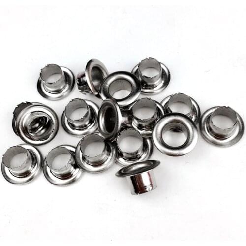 300 sets per package . An inner diameter of 4.5mm colored eyelets. paint pores. Metal holes. Bags decorative fish eye closure