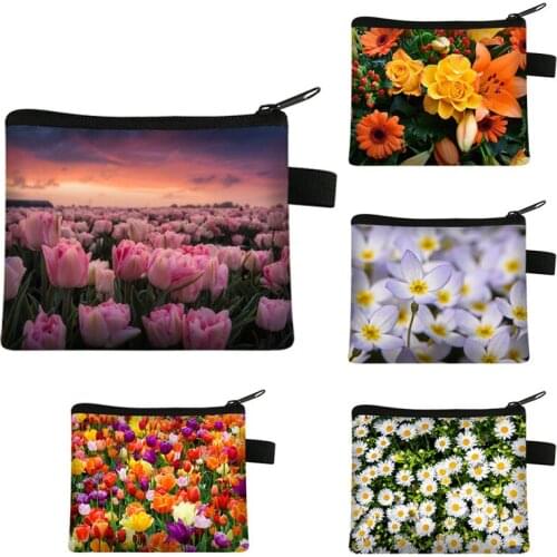 Beautiful Little Daisy Tulip Chrysanthemum Printing Purse Women Leisure Women Lipstick Bag Makeup Mini Lipstick Bags Gift