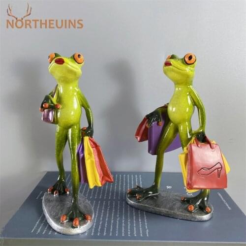 NORTHEUINS Resin Shopping Frog Figurines Nordic Modern Home Decoration Accessories Aesthetic Living Room Decor Aniaml Statues