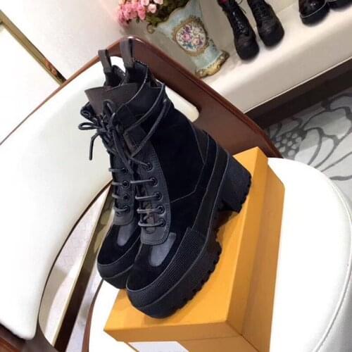 2020 Luxury Designer Women Real Leather Platform Boots High Heels Runway Shoes Lace Up Black With Flowers Classical Goth Boots