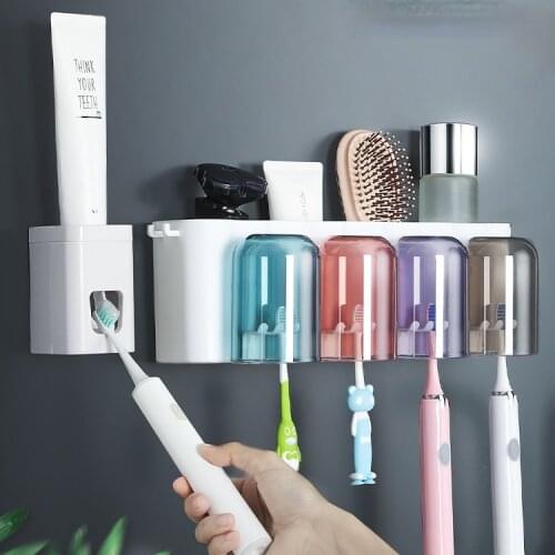 Bathroom Toothbrush Holder Sterlizer Dispenser Organiser Accessories Toothbrush Holder Travel Bagno Bathroom Products DB60TH