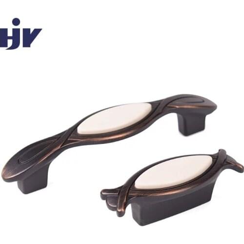 HJY Antique Ceramic Cabinet Handle European Style Retro Funiture Door Cupboard Handle Zinc Alloy Pulls Hole Center 32/96mm Z449