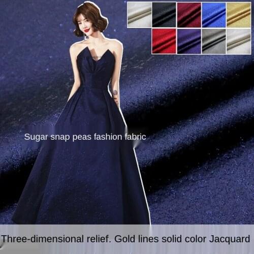 Three-dimensional embossed gold silk dark pattern yarn-dyed jacquard fabric, sewing fabric factory shop is not out of stock