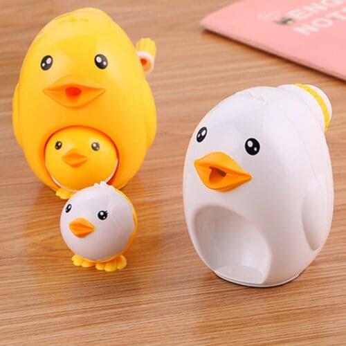 Cute Kawaii Chick Animal Model Pencil Sharpener Novelty Hand Mechanical Stationery Pencil Sharpeners School Office Stationery