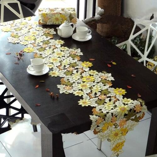 Golden sunflowers High-end luxury embroidery cloth art The table cloth Tea table cloth Table flag Table mat Dust cover towel