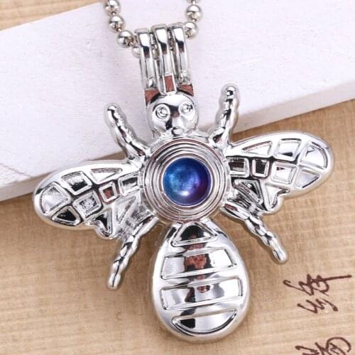 5pcs Bright Cute Bee Pearl Cage Pendant Oyster Pearl Diffuser Pendant Men And Women Wholesale Jewelry