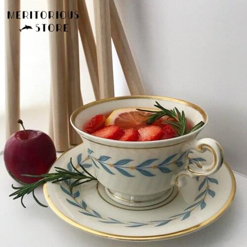 Cutelife Nordic Leaves White Ceramic Cup Saucer Breakfast Drinking Latte Milk Tea Cup Wedding Decorative Reusable Coffee Cup Set