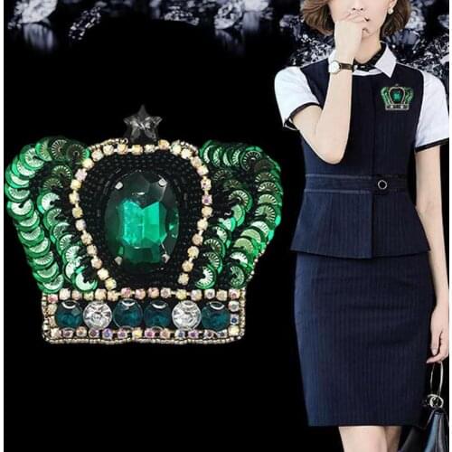 The New green Crown fashion Badges Embroidery Diamond Patches Handmade Rhinestones Applique Brooches Decorated Sewing CZ40