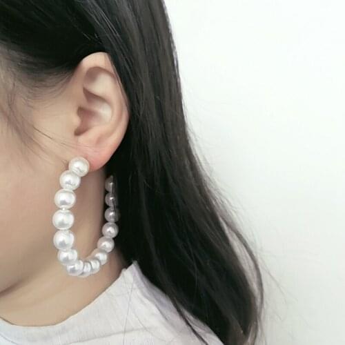 Exaggrated Simulated Pearls Big Circle Statement Earrings For Women Vintage Loop Hoop Earrings With Pearl Jewelry Gift