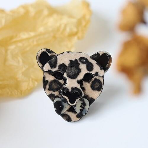 Handmade Acrylic Leopard Brooches For Women Lovely Acetate Fiber Animal Brooch Safety Pins Female Broches Accessory Wholesale