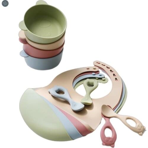 3 Pc/Set New Cartoon Bear Baby Silicone Bowl Set Waterproof Antislip Saucer Suction Bowl Bib Spoon Set Childrens Tableware