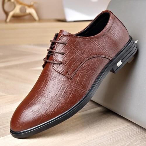 Men leather shoes new fashion casual mens shoes trend casual Genuine leather shoes Black Brown business work Flats Shoe