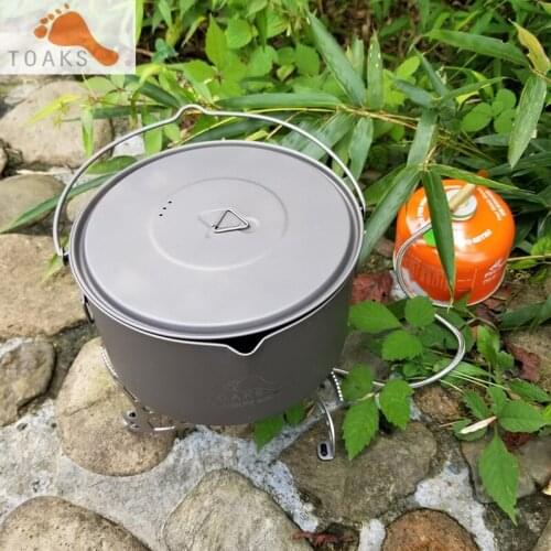 2L TOAKS Titanium Pot Outdoor Camping Hanging Pot With Bail Handle Easy to Carry Can be Used by 3 to 5 People 258g POT-2000-BH