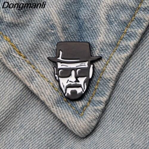 DMLSKY fashion men Brooch Walter White metal Enamel Pins For Men Backpack Badge Bag Collar Pin Accessories M2782