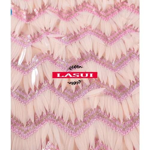 LASUI 1yard/1 lot Pink wavy sequin embroidery lace fabric wedding dress performance clothing dance costume fabric W0054