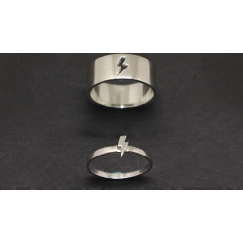 YIZIZAI Lightning Couple Ring for Women Men Volcano Arrow Crown Maple Leaf Star Sun Moon Animal Footprint Rings Sets Gifts