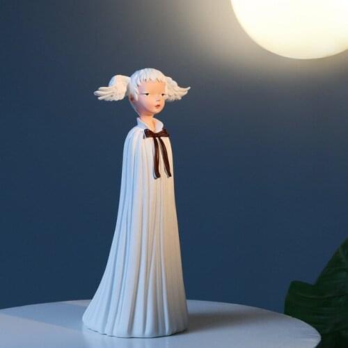 Nordic Cute Resin Loli Girl Adornments Bookcase Coffee Table Furnishing Decoration Home Livingroom Desktop Sculpture Accessories