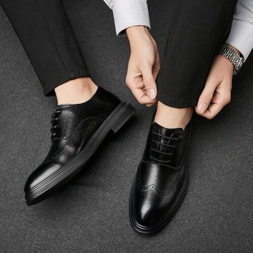 2021 Men Oxfords Leather British Black Shoes Men Comfortable Formal Dress Oxford Men Flats Lace-Up Work Footwear Men Dress Shoes