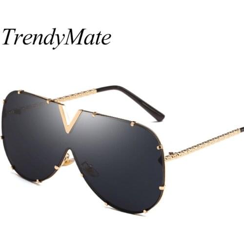 2018 New Women Big Butterfly Sunglasses Oversize Men Gradient Lens Goggle Shades Retro Big Woman Sun Glasses UV400 1337T