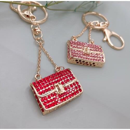 XDPQQ Fashion Metal Small Gift Creative Square Lady Chain Bag Shape Keychain White Rhinestone Lady Bag Accessories