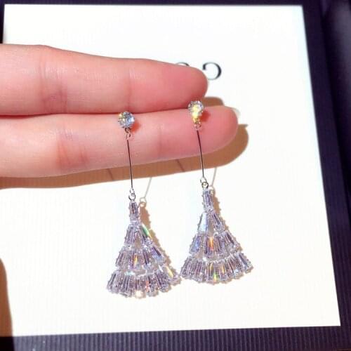 High Quality New Woman Drop Earrings Shiny Rhinestone Geometric Long Dangle Earrings Fashion Accessories Trendy Jewelry