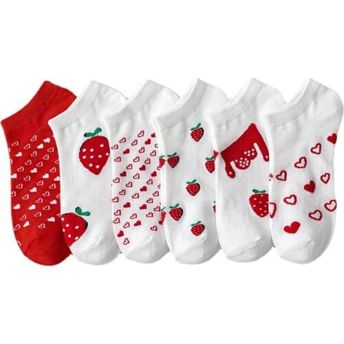 White Women Heart Short Socks Love Cotton Crew Kawaii Winter Big Red Strawberry Ladies Sock Happy Solid Love Sox Fashion Sokken