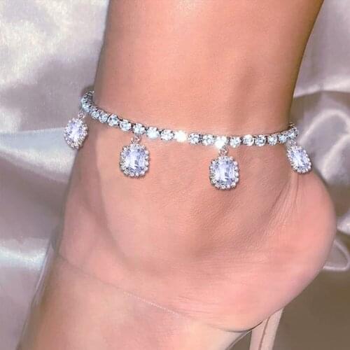 Luxury Hip Hop Big Crystal Square Pendant Tennis Anklet Bracelet for Women Fashion Rhinestone Foot Chain Anklet Beach Jewelry