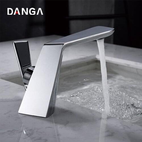 Type 7 Bathroom Faucets Sink Tap Brass Basin Water Faucet Vanity Faucet Cold and Hot Water Tap Bath Faucet Mixer with Hose