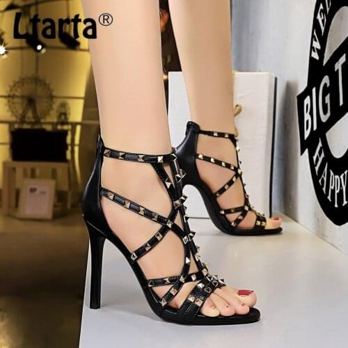 LTARTA High Heels Sexy Nightclub Super High Heel Metal Rivet Sandals Summer Womens Shoes Sandals Hollow Out Roman Shoes DS