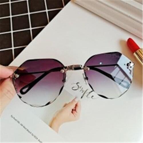 Womens sunglasses 2020 new cut gradient transparent green sunglasses female retro metal frameless polygonal sun glasses