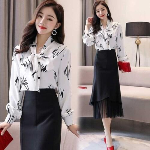 2021 new spring autumn fashion temperament Chiffon printed shirt + high waist stitching mid-length fishtail skirt two-piece sets
