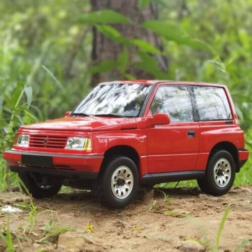 Diecast Alloy Car 1:18 Scale Suzuki Vitara Escudo Car Model Tatic Display Adult Classic Collection Gift Hot Toys for Boys