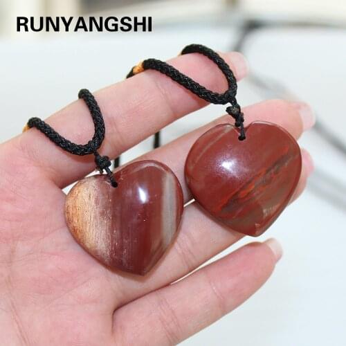 Natural Crystal stone Wood Fossil Loving Shape Hanging Necklace Female Jewelry 35mm