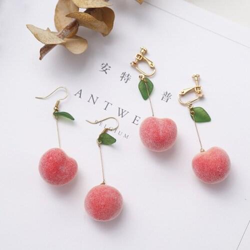 Drop earrings 2020 trendy Honey peach earrings cute pink peach girl youthful eardrop / no ear hole / ear clip sweet earrings