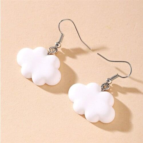 New Lovely Sweet Acrylic Earrings Simple Style Lovely Cloud Pendant Womens Earrings 2021 Fashion Girl Jewelry