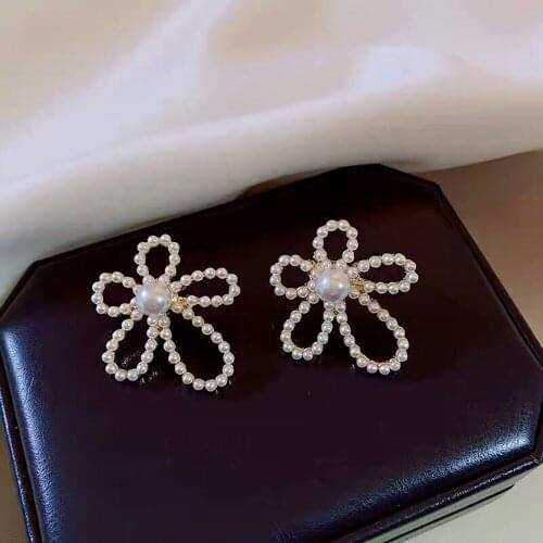 Fashion Handmade Gold Plated Stud Earrings 2020 Trendy for Women Simulated Pearl Flower Earrings Female Dress Jewelry Gift