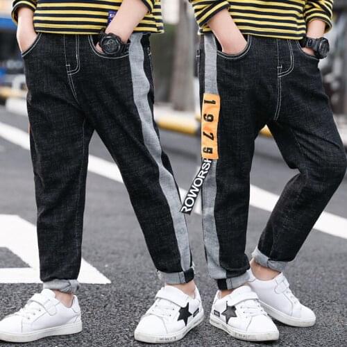 2020 new spring and autumn childrens denim pants fashion hip-hop boys jeans cartoon holes jean for boy denim long trousers