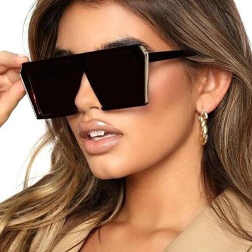 New Fashion Oversized Black Square Sunglasses Women Vintage Shades Brand Designer Big Flat Top Eyewear Sunglasses Female UV400