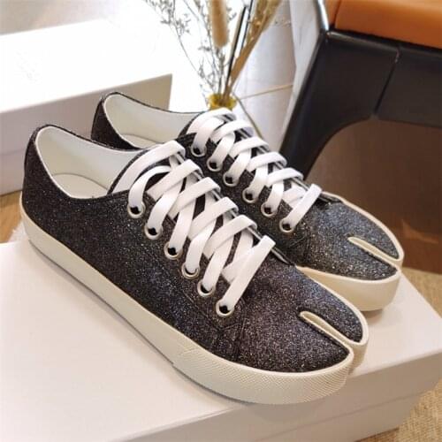 Tabi Canvas Sneakers Brand Women Shoes Lace Up Zapatos Mujer Casual Ladies Shoes Flats Runway Espadrilles Trend Tenis Feminino