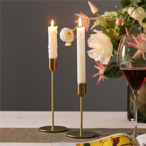 2020 New Retro Style Candle Holders Gold Metal Candlestick Taper Decorative Candle Stand House Hotel Decoration Ornaments
