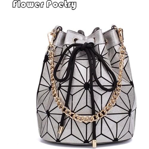 Luminous Women Bucket Shoulder Bag High Quality Geometric Designer Female Chain Messenger Bag Leather Ladies Crossbody Bags Sac